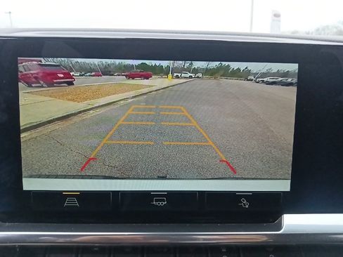 Used 2024 Chevrolet Silverado 1500 LT Trail Boss w/ Convenience Package II image 23