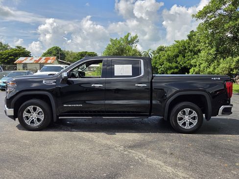 Certified 2024 GMC Sierra 1500 SLT AWD/4WD image 2