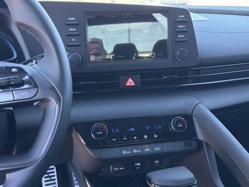 New 2026 Hyundai Elantra Sport FWD image 20
