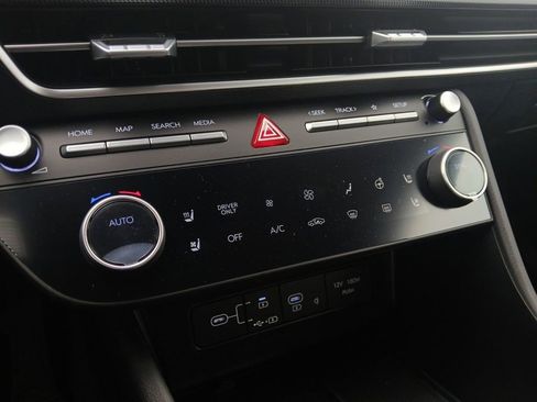 New 2025 Hyundai Sonata Limited FWD image 20