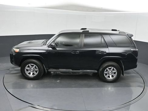 Used 2015 Toyota 4Runner Trail AWD/4WD image 35