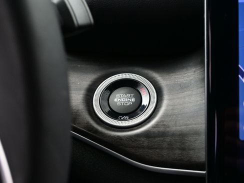 Used 2024 Jeep Grand Cherokee Limited image 22