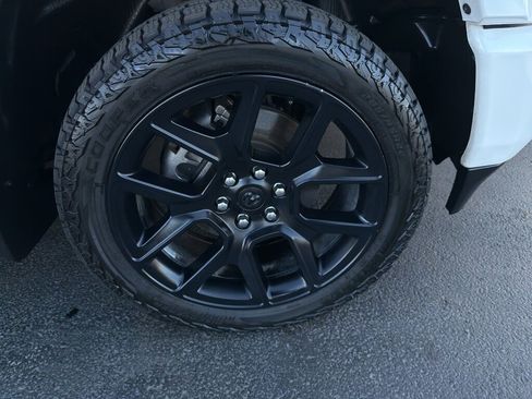 Used 2022 RAM 1500 Laramie image 9