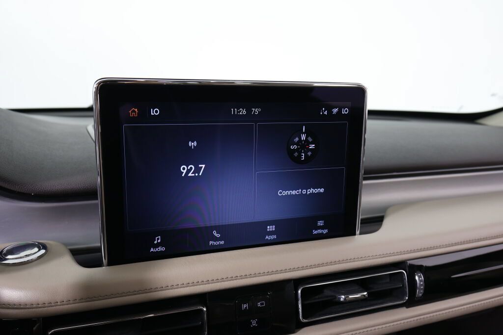 Used 2021 Lincoln Aviator AWD w/ Class IV Trailer Tow Package image 39