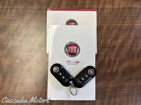Used 2016 FIAT 500 e FWD image 2