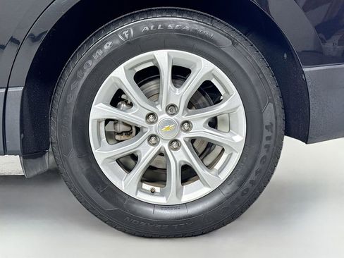 Used 2019 Chevrolet Equinox LS w/ LS Convenience Package image 7