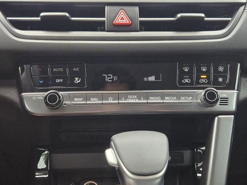 New 2026 Kia Seltos EX FWD image 16