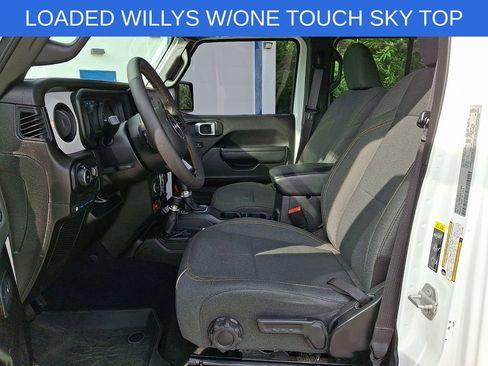 Used 2024 Jeep Wrangler Unlimited AWD/4WD image 13