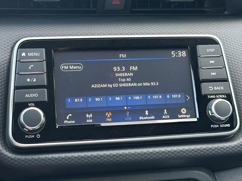 Certified 2025 Nissan Kicks Play S FWD image 30