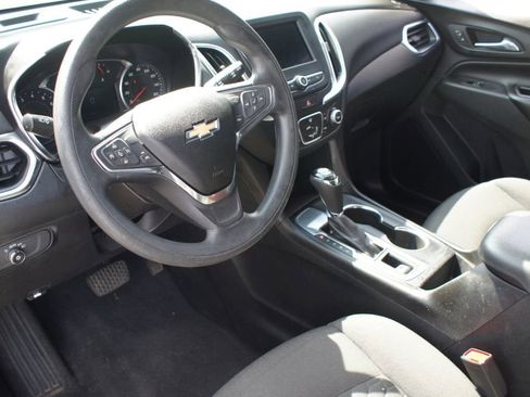 Used 2021 Chevrolet Equinox LT FWD image 9