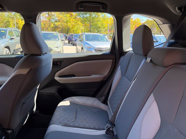 Used 2025 Subaru Forester AWD/4WD image 22
