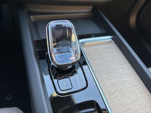 New 2026 Volvo XC60 B5 Plus w/ Protection Package Premier image 18