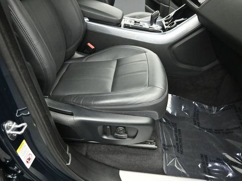 Used 2020 Land Rover Range Rover Sport HSE image 33