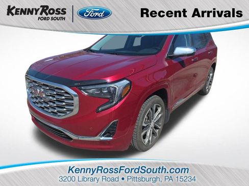 Used 2020 GMC Terrain Denali w/ Denali Premium Package image 1