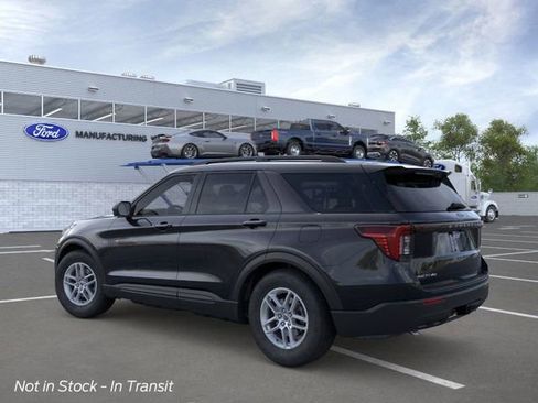 New 2026 Ford Explorer Active image 4