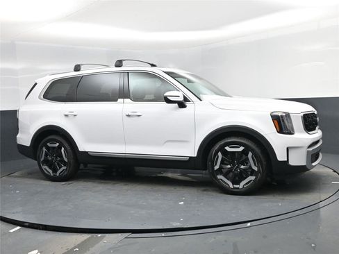 New 2025 Kia Telluride EX image 2