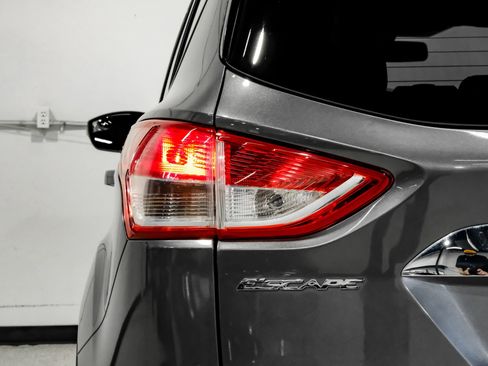 Used 2014 Ford Escape Titanium image 53