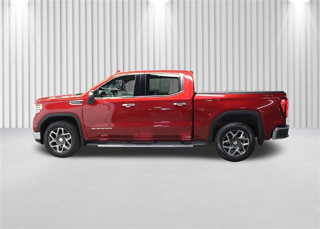 Used 2024 GMC Sierra 1500 SLT w/ SLT Premium Plus Package AWD/4WD image 7
