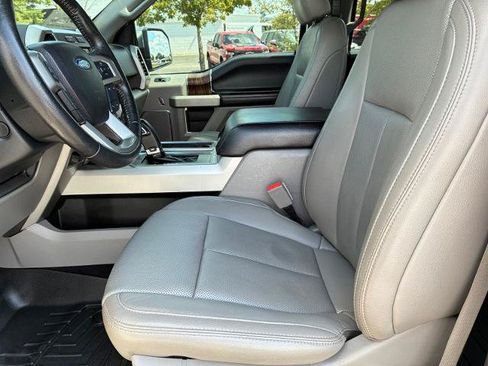 Certified 2018 Ford F150 Lariat w/ Equipment Group 502A Luxury AWD/4WD image 16