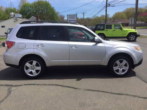 Used 2010 Subaru Forester 2.5X Premium AWD/4WD image 7