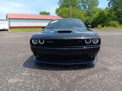 Used 2019 Dodge Challenger R/T Scat Pack RWD image 11