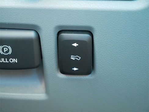 Certified 2022 Ford F150 Lariat w/ Trailer Tow Package image 27