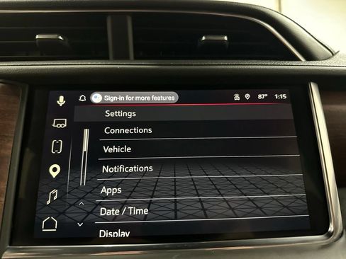 Used 2024 GMC Yukon XL Denali Ultimate AWD/4WD image 35