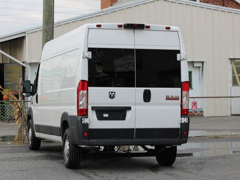 Used 2017 RAM ProMaster 2500 w/ Interior Convenience Group image 6