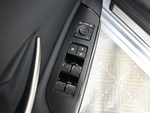 Used 2023 Lexus ES 350 w/ Premium Package FWD image 20