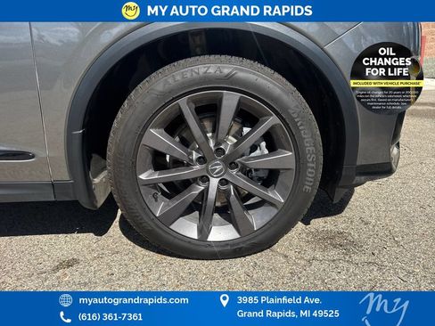 Used 2025 Acura MDX A-Spec AWD/4WD image 32
