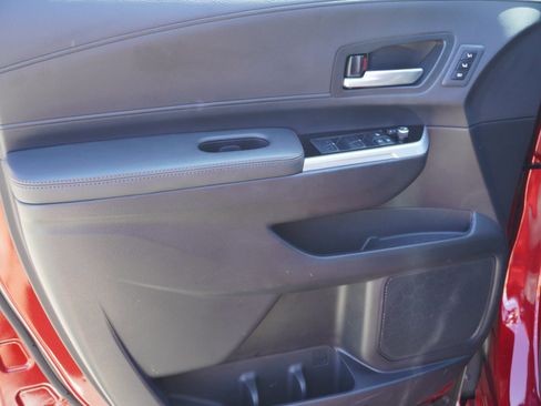 Used 2025 Toyota Sienna Platinum AWD/4WD image 26