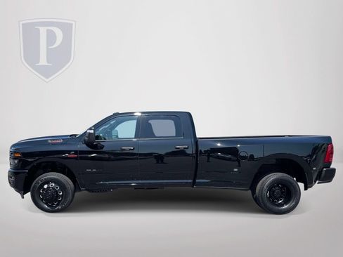 New 2026 RAM 3500 Big Horn AWD/4WD image 5