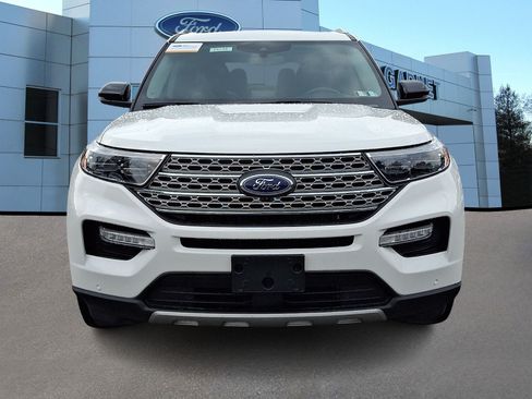 Certified 2023 Ford Explorer Limited w/ Limited Technology Package AWD/4WD image 3