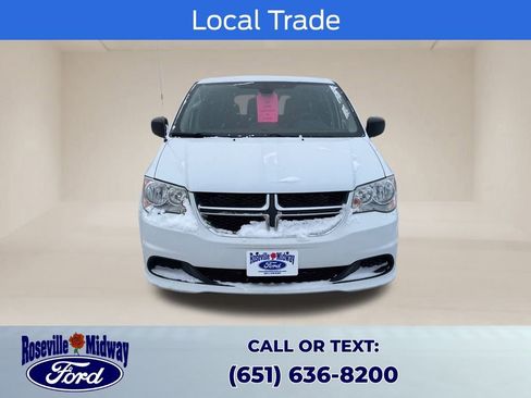 Used 2019 Dodge Grand Caravan SE image 2
