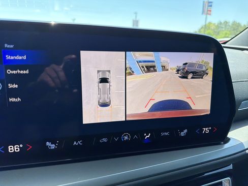 New 2026 Chevrolet Traverse LT image 30