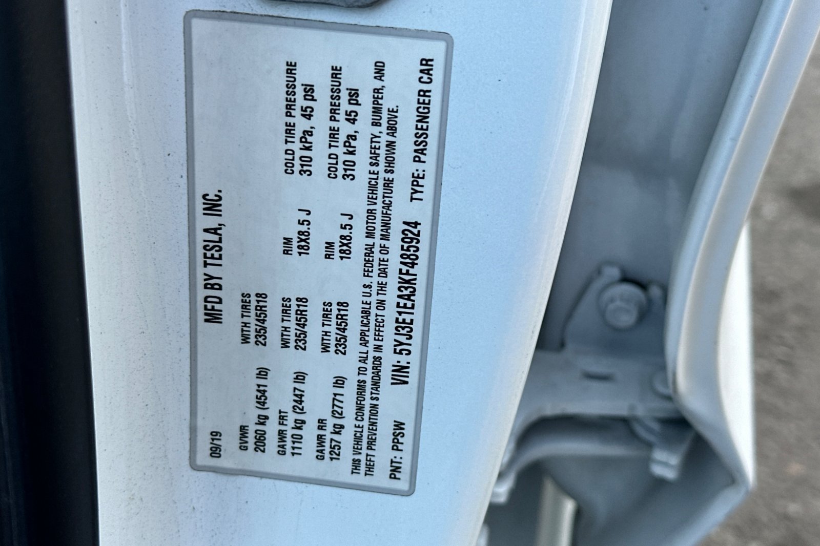 Used 2019 Tesla Model 3 Mid Range RWD image 54