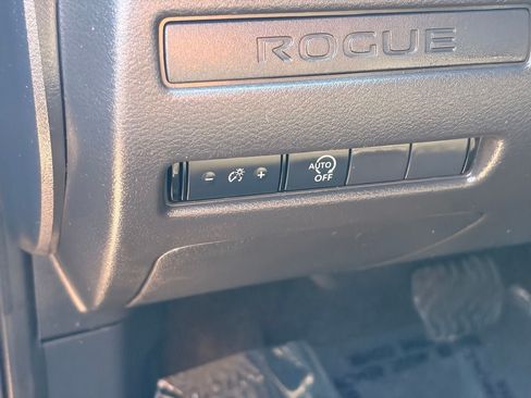 Used 2023 Nissan Rogue S FWD image 23