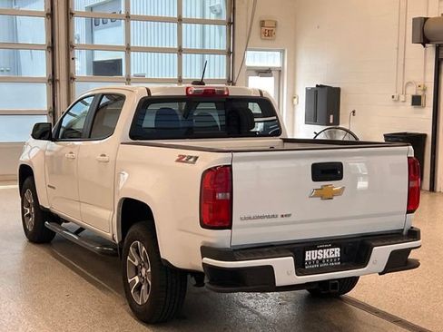 Used 2019 Chevrolet Colorado Z71 AWD/4WD image 4