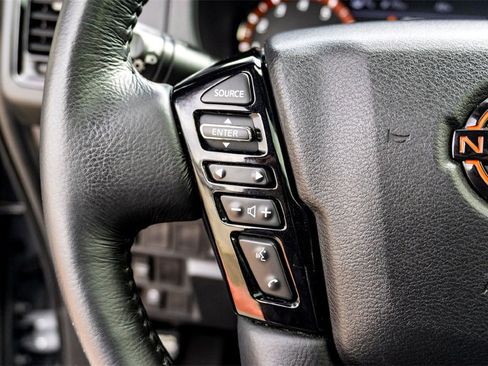 Used 2022 Nissan Frontier Pro-X w/ Pro-X Premium Package image 18