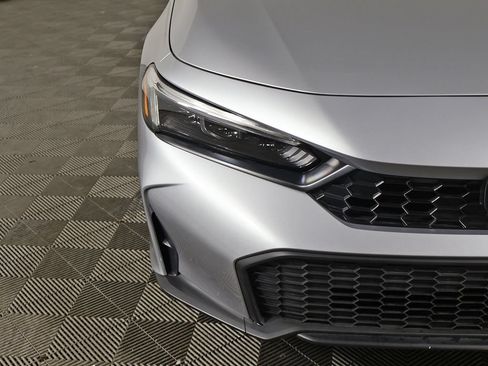 Used 2026 Honda Civic Sport image 11