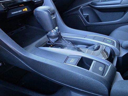 Used 2019 Honda Civic EX image 22