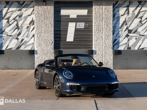 Used 2015 Porsche 911 Carrera image 1