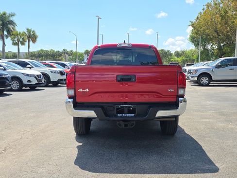 Used 2022 Toyota Tacoma SR5 image 6