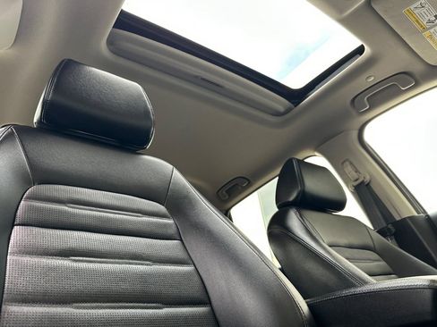 Used 2025 Honda CR-V EX-L image 20