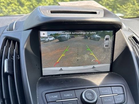 Used 2018 Ford Escape SEL AWD/4WD image 19
