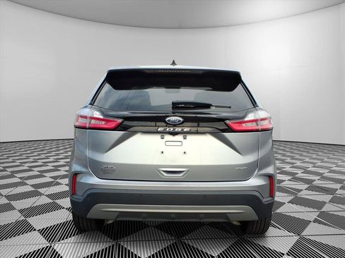 Used 2024 Ford Edge SEL image 8