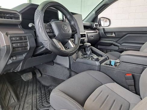 Used 2024 Toyota Tacoma TRD Off-Road AWD/4WD image 8