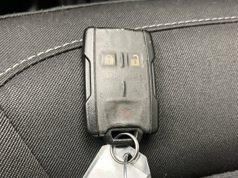 Used 2021 Chevrolet Colorado LT w/ Fleet Safety Package image 23