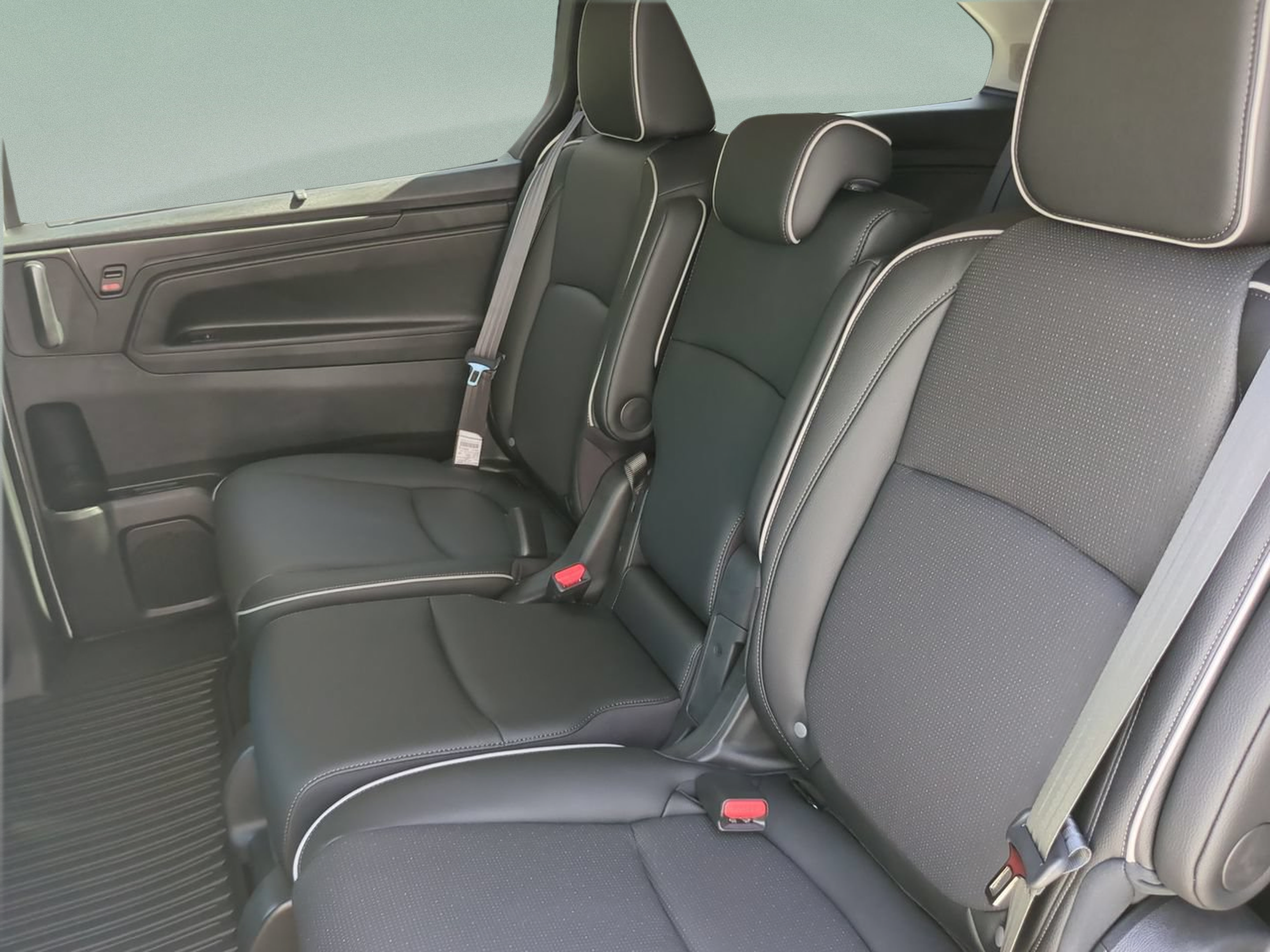 New 2026 Honda Odyssey Elite image 18