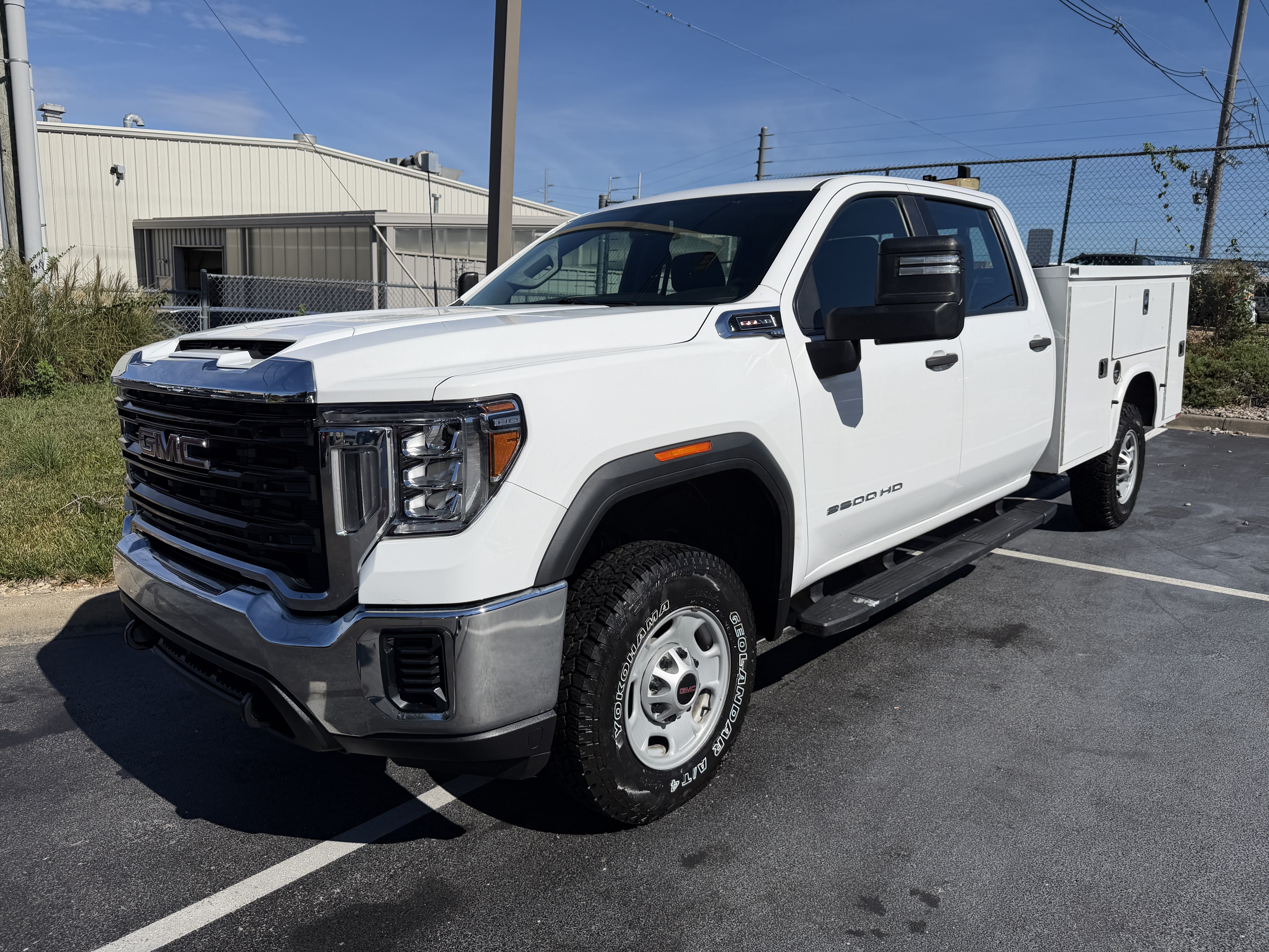 Used 2022 GMC Sierra 2500 Pro w/ Fleet Convenience Package AWD/4WD image 4